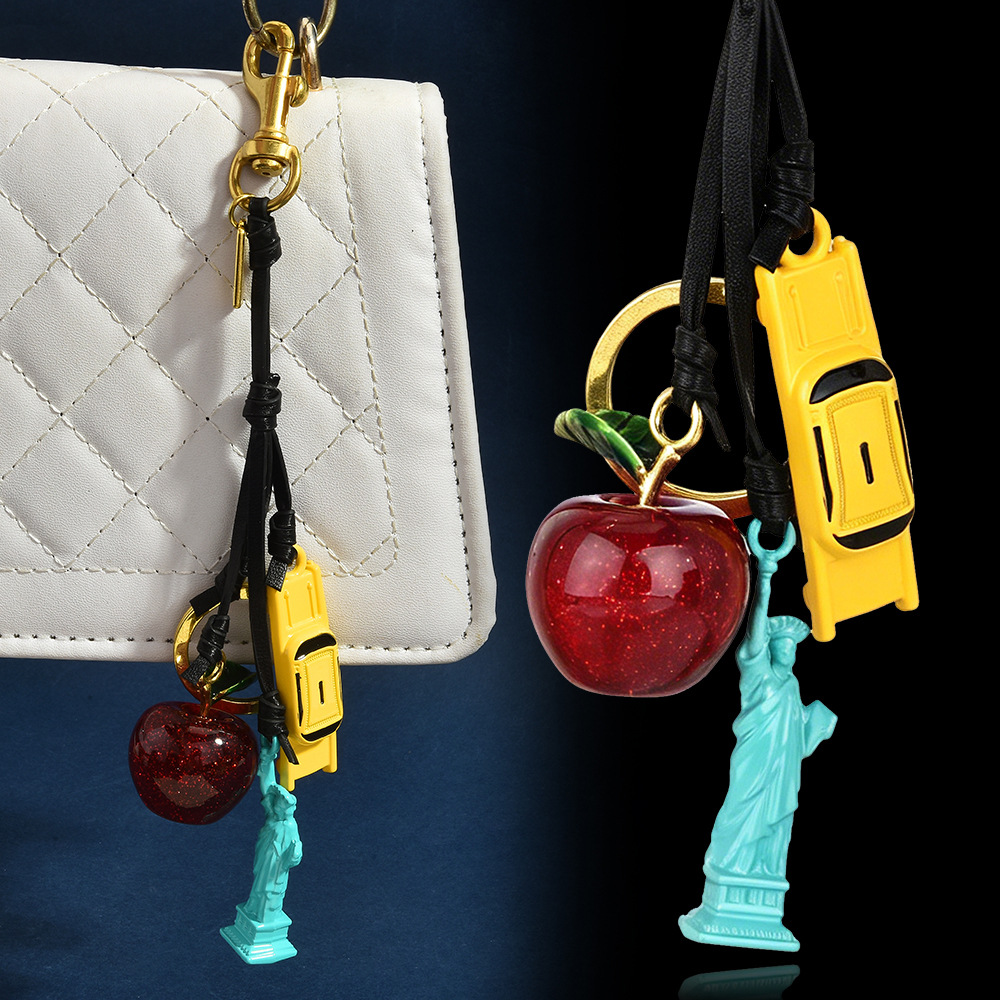 Новый кожаный брелок для сумки – обзор и цена Travel Accessories New York